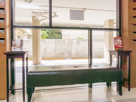 The Rest Prachachuen Hotel