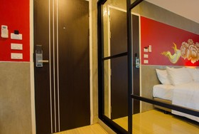 The Riche Boutique