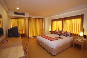 Three Seasons Place Hotel