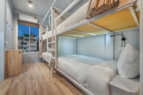Ti Thong Hostel