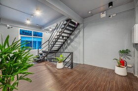 Ti Thong Hostel