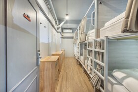 Ti Thong Hostel