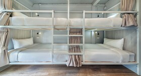 Ti Thong Hostel