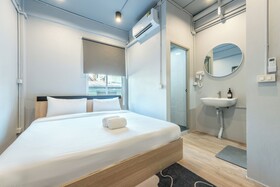 Ti Thong Hostel