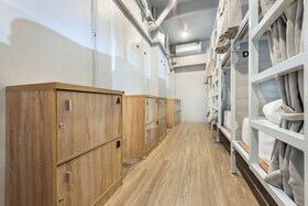 Ti Thong Hostel