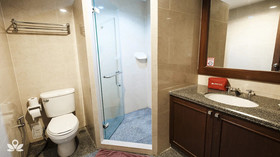 Triple 8 Inn Bangkok by ZEN Rooms