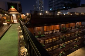 True Siam Rangnam Hotel