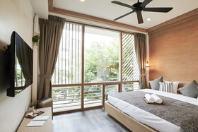 Vann Bangkok Boutique House and Cafe