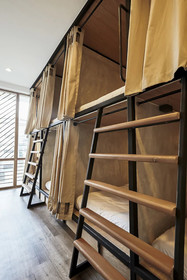 Vann Bangkok Boutique House and Cafe