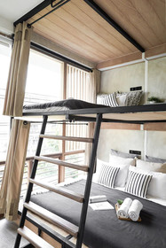 Vann Bangkok Boutique House and Cafe