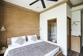 Vann Bangkok Boutique House and Cafe