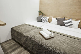 Vann Bangkok Boutique House and Cafe