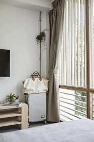 Vann Bangkok Boutique House and Cafe