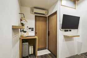 Vann Bangkok Boutique House and Cafe