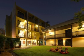Villa Bangkok Hotel