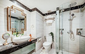 Vince Hotel Pratunam