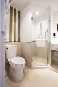 Vince Hotel Pratunam