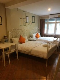 VX The Fifty Hostel