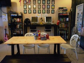 VX The Fifty Hostel