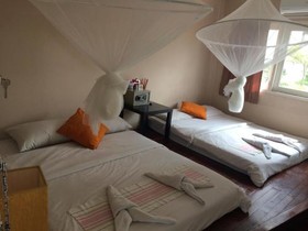 VX The Fifty Hostel