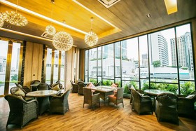 Wealth Lodge Asoke by Favstay