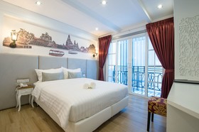 White Ivory Bed & Breakfast