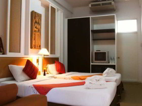 RoomQuest Pratunam Yesterday's Photo Hotel