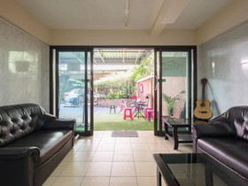 Yaya Guesthouse