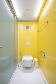 Yello Rooms Victory Monument
