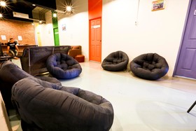 Zee Thai Hostel