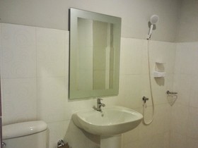 Freesia Bangphi Guest House