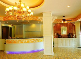 The Grand Paradise Suite