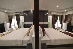Gold Airport Suites
