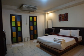 Bangkok Travel Suites Hotel