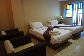 Bangkok Travel Suites Hotel