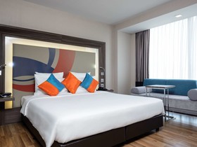 Novotel Bangkok Impact