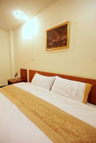Rafael Mansion Bangkok Airport