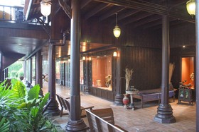 Chuchai Buri Sri Amphawa