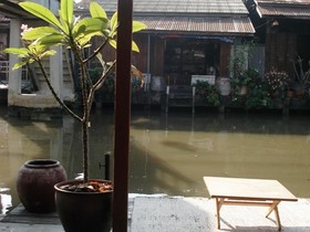 Thanicha Resort Amphawa