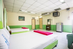 Bualuang Angthong Hotel