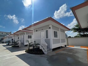 Bualuang Angthong Hotel