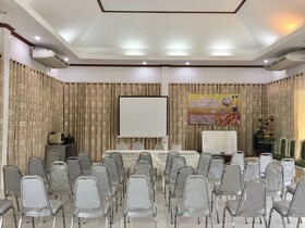 Bualuang Angthong Hotel