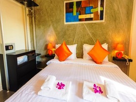 @ Border Hotel Aranyaprateth