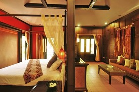 Phalaburi Resort