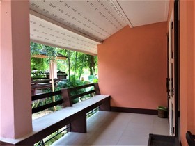 Phalaburi Resort