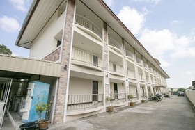Sunee Place Hotel by OYO