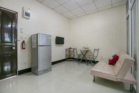 Sunee Place Hotel by OYO