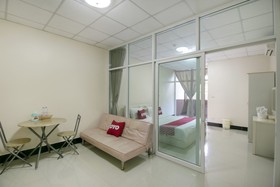 Sunee Place Hotel by OYO