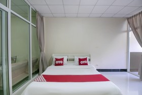 Sunee Place Hotel by OYO