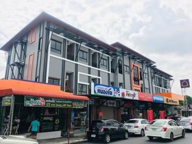 Buathong Pool Villa